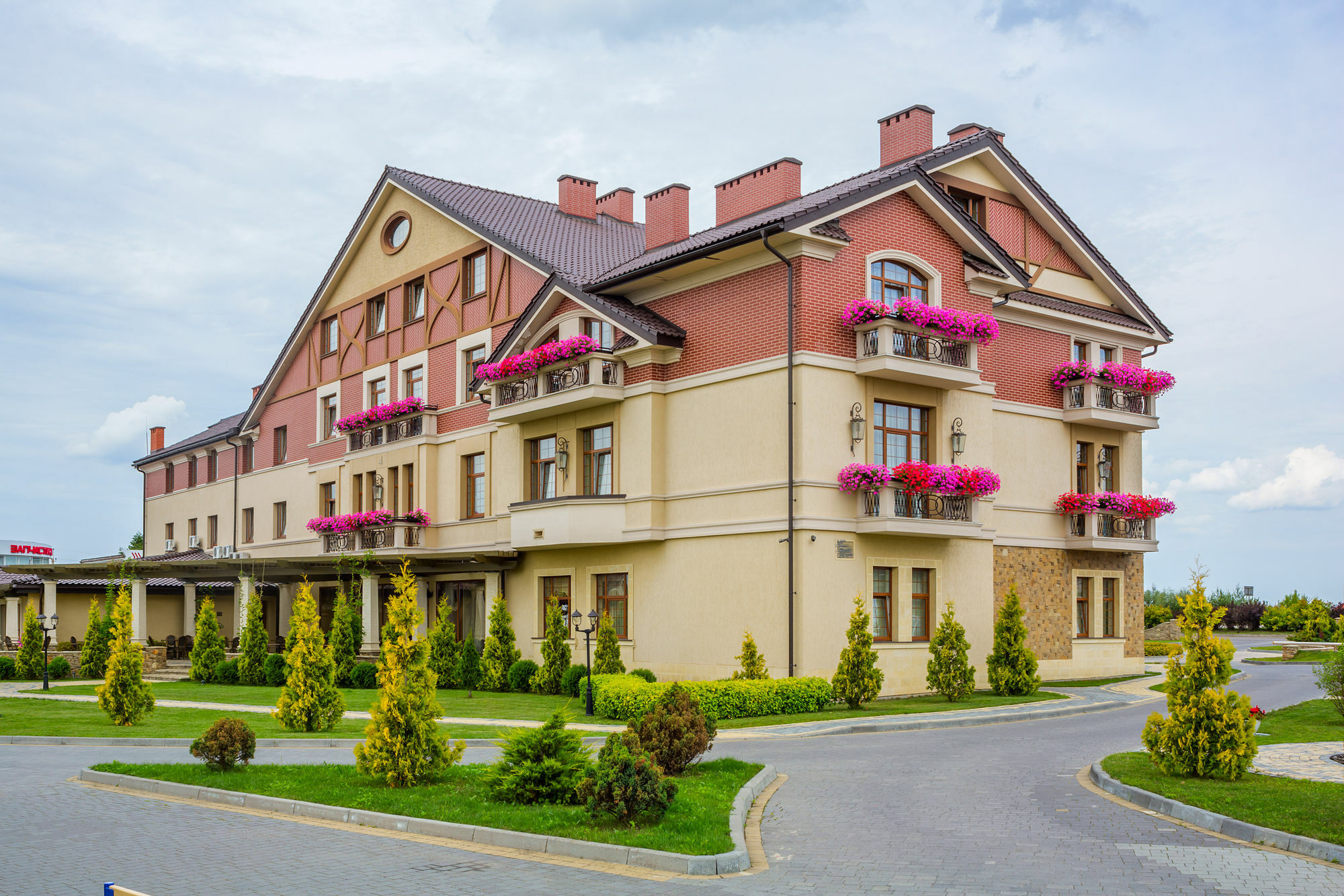 Hotel Panska Gora Leópolis Exterior foto